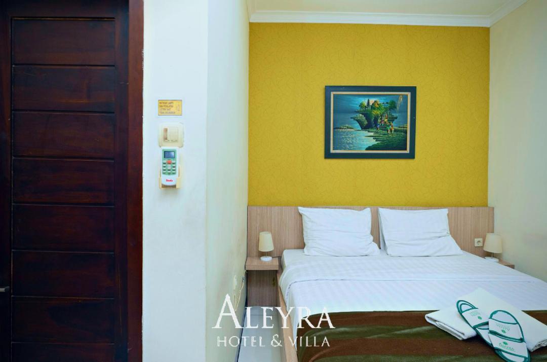 Aleyra Hotel And Villa'S Garut Room photo